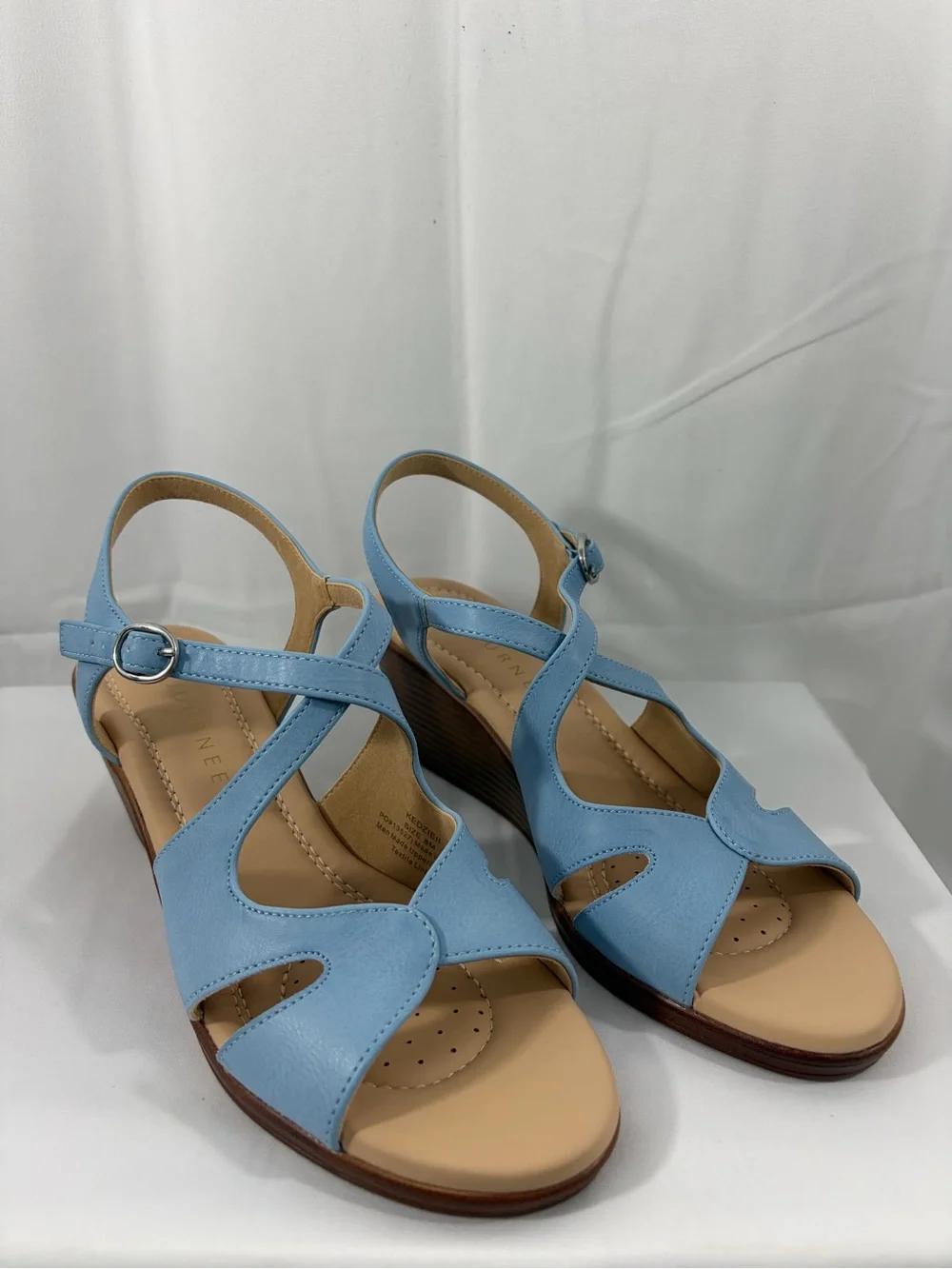 NWT Journee Women’s Size 8 Light Blue Slingback Wedge Sandals
